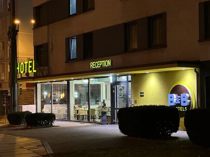 B und B Hotel Dresden Außenansicht