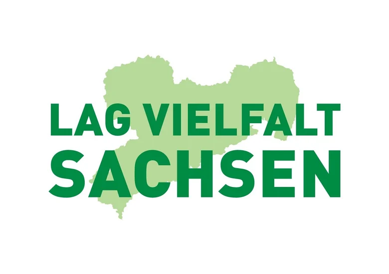 Umriss der Sachsenkarte in grün und darauf sichtbar LAG Vielfalt Sachsen